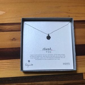 NIB Dogeared Flower Necklace